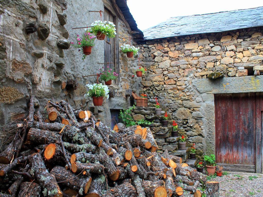 Casa Rural El Trubio Villa Vigo de Sanabria Exterior photo